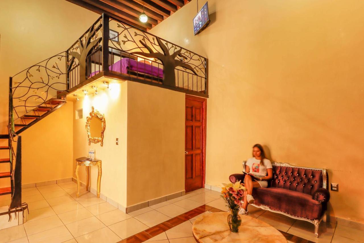 Hotel La Siesta Del Fauno Morelia Exterior photo